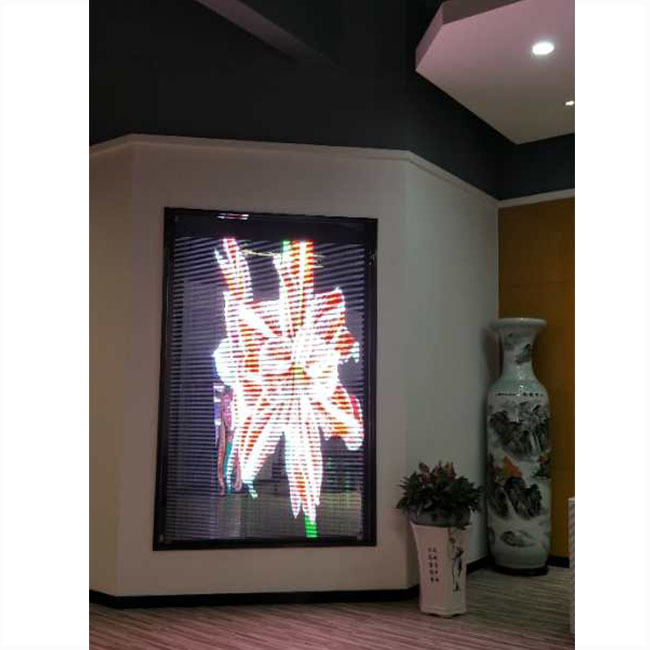 Best Selling Shenzhen Cheap High Quality RGB Full Color Glass LED Screen P7.81 Outdoor Transparent LED Exhibition Display