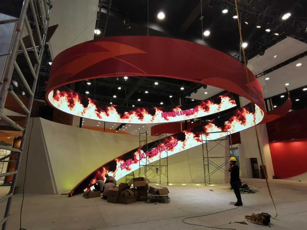 Flexible LED Panel Display P1.667 Brightness 650-750CD Resolution 144*72