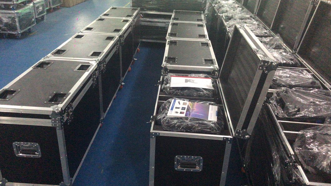 High Output 200W Master-Slave Moving Head Light Rainbow Effect 3 in 1 Moving Head Beam