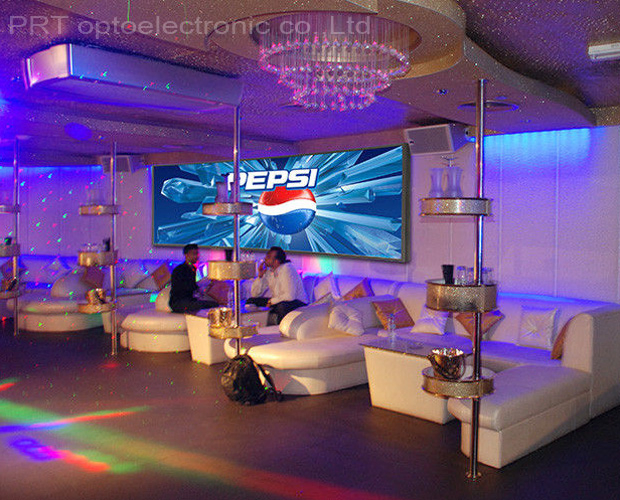 Hot Sale P4 Indoor Video Advertising LED Panel (512* 512mm die-casting Aluminum)