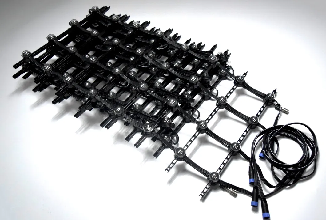 IP66 Soft Outdoor Building Facade Display LED Curtain Flexible LED Mesh Screen