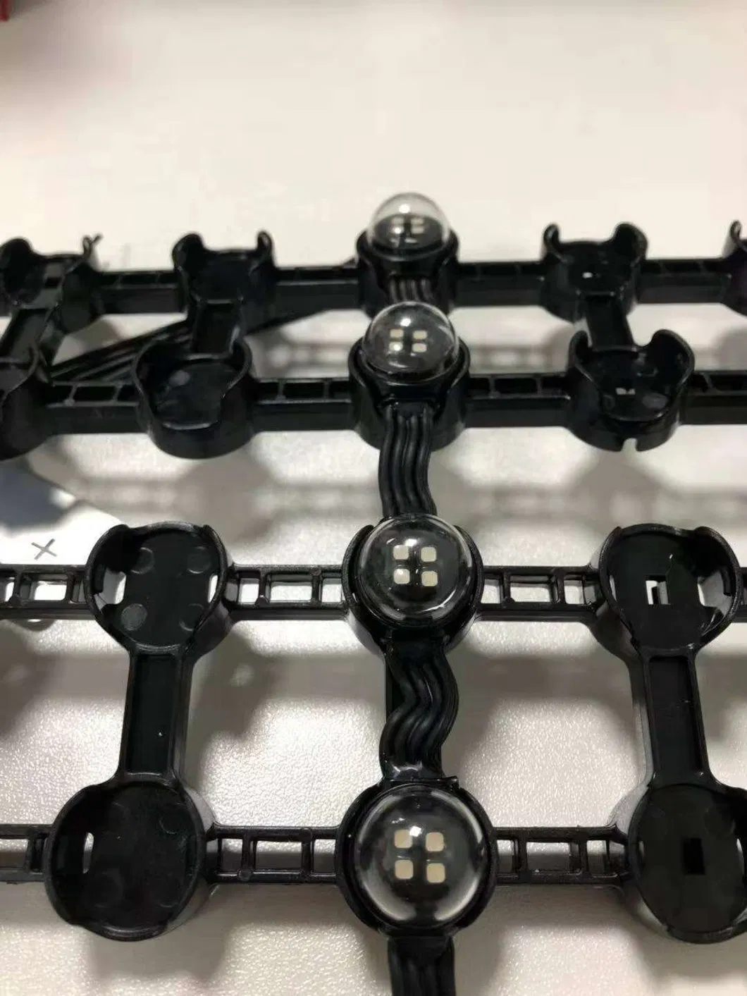 P37.5 (4LEDs) Outdoor High Transparent LED Screen Flexible Mesh Display